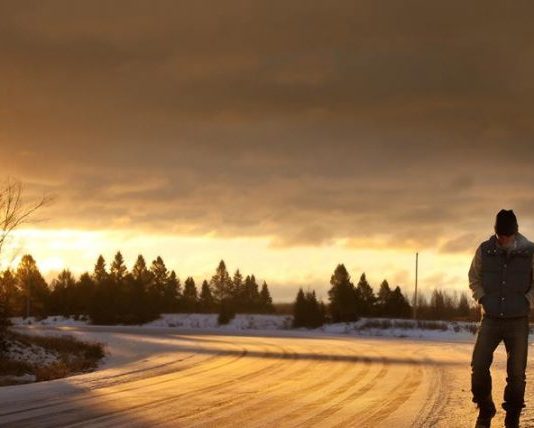 MOS E LUT ASKËND, POR JI KRENAR ME VETEN!