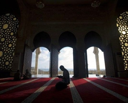 VEPRA TË MIRA ME RASTIN E DHJETË DITËVE TË DHULHIXHES