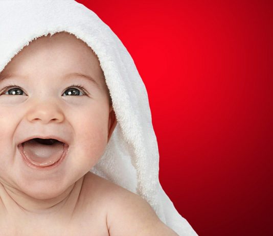 RINGJALLE BUZËQESHJEN NË FYTYRËN TËNDE DHE TË TË TJERËVE!