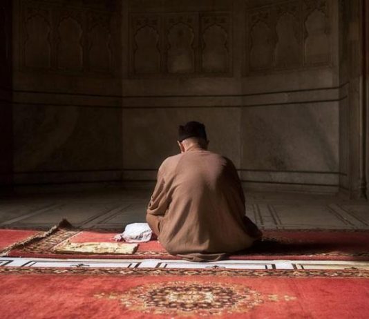 RËNDËSIA E NAMAZIT