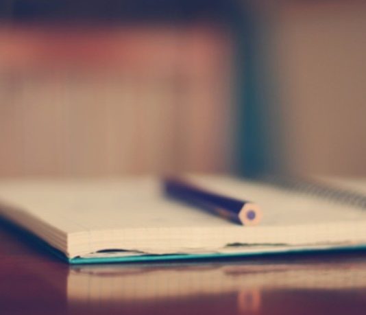 CILËSITË E JOBESIMTARËVE NË DYNJA DHE GJENDJA E TYRE NË AHIRET