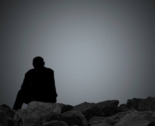 DHEMBJEN TËNDE NUK ËSHTË KUSHT TA NDIEJË EDHE TJETRI