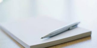 PARAQITU ASHTU SI JE