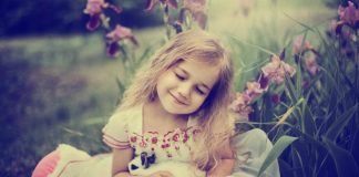 PO MË MERR MALLI PËR FËMIJËRINË TIME