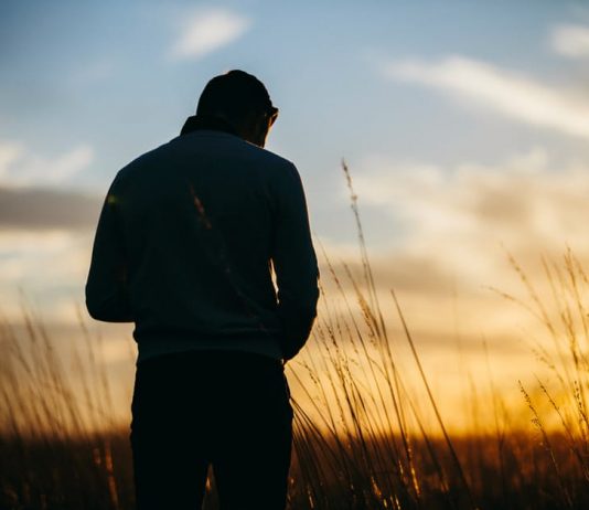 SINQERITETI I BËN NJERËZIT QË TË NA I FALIN GABIMET