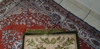 PËRULJA NË NAMAZ – RREGULLA DHE DOBI