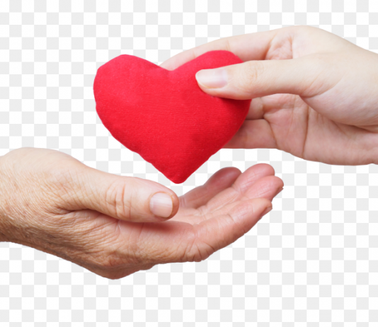 KAPU PËR DORËN E ATIJ QË E DO!!