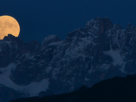 DHJETË DITËT E DHULHIXHES – DISPOZITA DHE DOBI