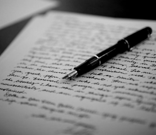 NËNA E POROSIT DHE E KËSHILLON TË BIRIN!!