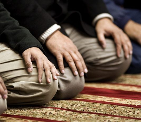 NAMAZI I NATËS DHE NAMAZI I TERAVIVE