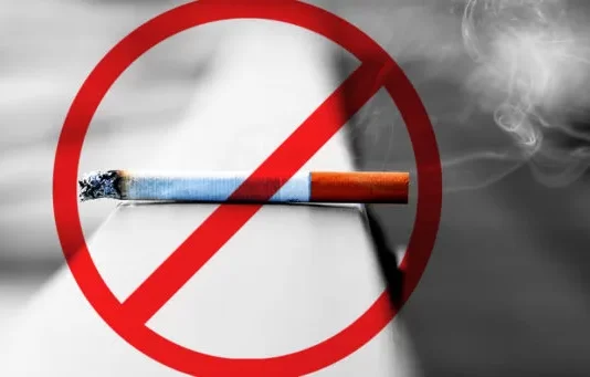 ME ÇDO CIGARE FALI DY REKATË NAMAZ