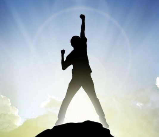 NJERËZIT AMBICIOZË DHE TË SUKSESSHËM NË PROJEKTE (2)