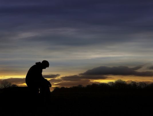 DEDIKUAR TË SPROVUARVE DHE TË PIKËLLUARVE