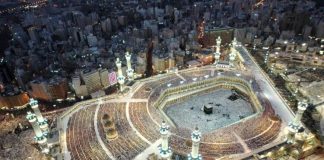 POROSI DREJTUAR ATIJ QË UDHËTON PËR TË VIZITUAR QABENË