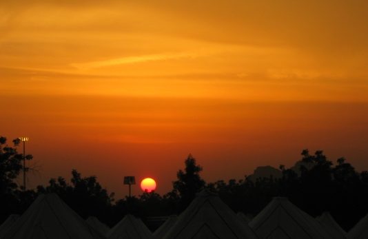 VEPRA TË MIRA ME RASTIN E DHJETË DITËVE TË DHULHIXHES