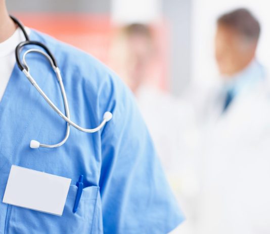 DISA FJALË DREJTUAR MJEKËVE DHE TË SËMURËVE