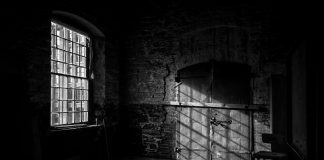 SHKAQET QË ÇOJNË NË IMORALITET