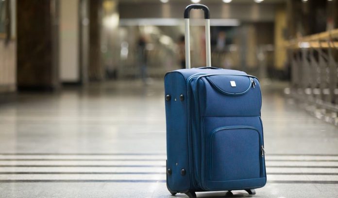 baggage-case-standing