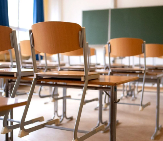 FILLIMI I VITIT SHKOLLOR