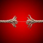 MBAHUNI FORT PËR LITARIN DHE MOS E LËSHONI ATË!