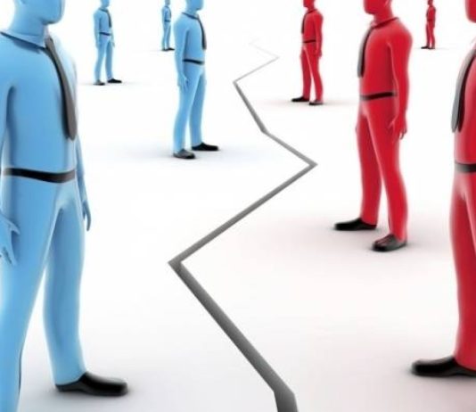 SHKAQET E MOSPAJTIMIT MIDIS NJERËZVE