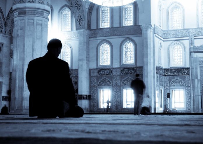 man_pray